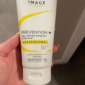 Image spf sunscreen